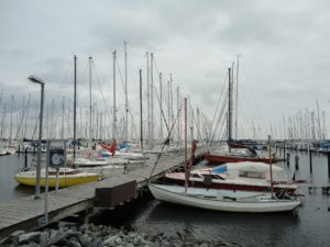 Seebestattung vor Heiligenhafen: Abfahrt ab Yachthafen