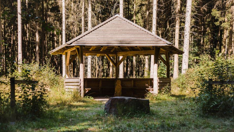 Schutzhütte | Quelle: FriedWald Bramsche Schutzhütte | Quelle: FriedWald Bramsche