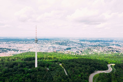 Foto von Jan Böttinger auf Unsplash Bestattungen in Stuttgart: Stadt-Panorama