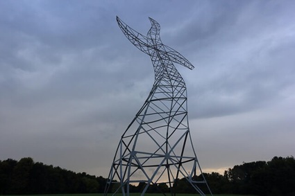 Tanzender Strommast "Zauberlehrling" bei Oberhausen