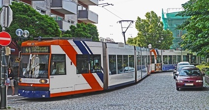 Straßenbahn in der Wendeschleife in Ludwigshafen